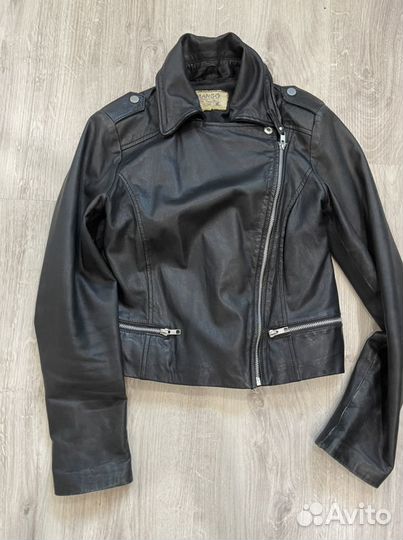 Кожаная куртка mango