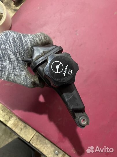 Бачок гура Chevrolet Cruze