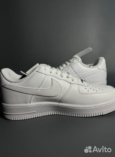 Кроссовки Nike AIR force 1 белые