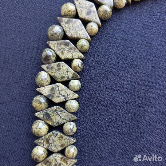 Украшение из натуральных камней Змеевик