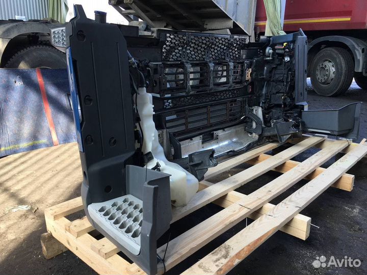 Усилитель бампера в сборе volvo FH-4