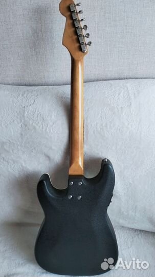 Fender stratacoustic