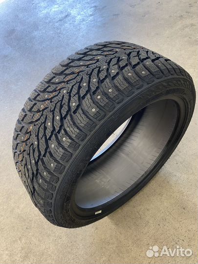 Nokian Tyres Hakkapeliitta 9 SUV 275/45 R21 110T
