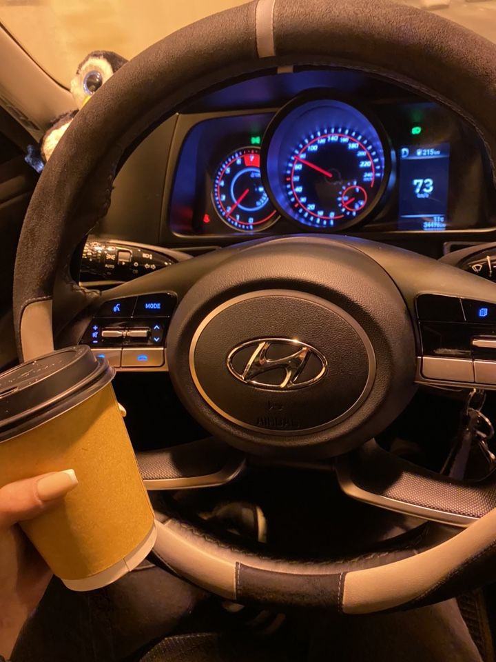 Hyundai Elantra: фото владельца
