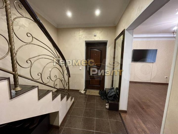 2-к. квартира, 80 м², 5/6 эт.