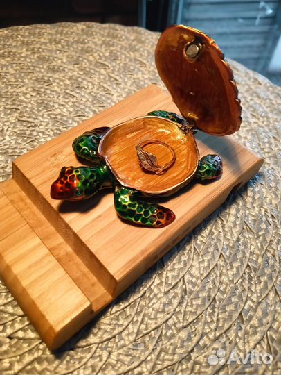 Шкатулка для украшений