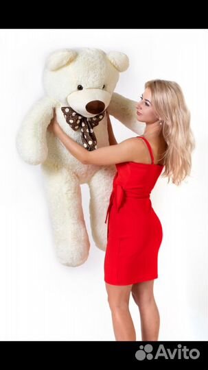 Плюшевый Мишка на 8 марта