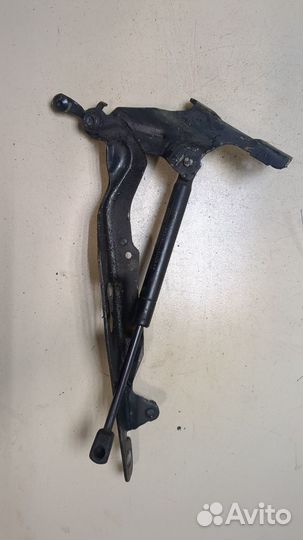 Петля капота Volvo XC60, 2015