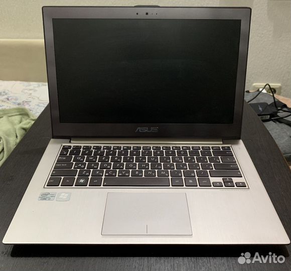 Ноутбук Asus