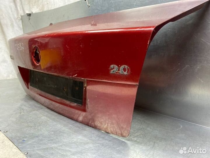 Крышка багажника Volkswagen Bora 1997-2005 седан 2