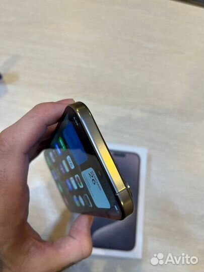 iPhone Xr в корпусе 15 pro max 256 гб