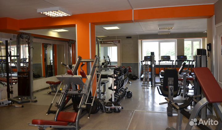 Тренер по фитнесу, инструктор тренажерного зала