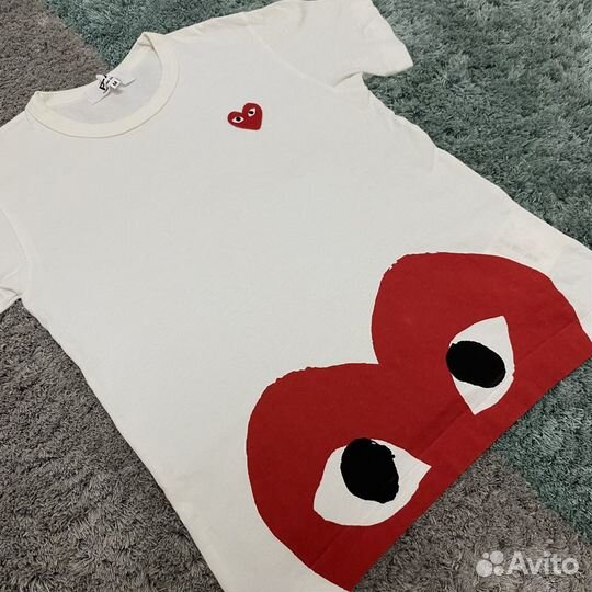 Футболка Comme des Garcons Play M