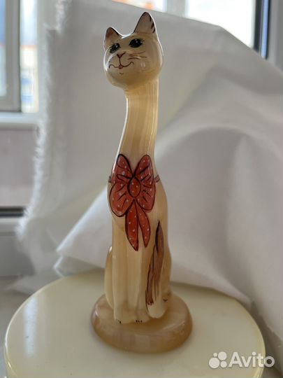 Фигурки из натурального камня