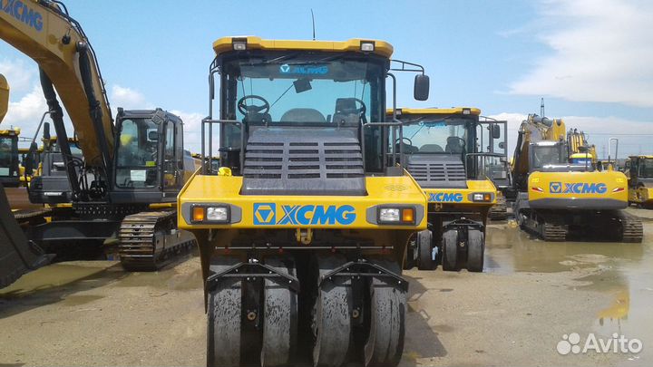 Дорожный каток XCMG XP163, 2022