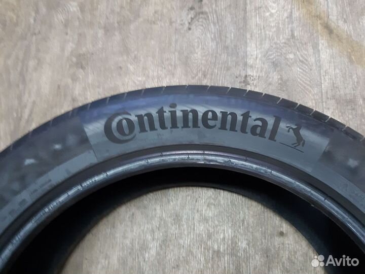 Continental PremiumContact 6 SUV 325/40 R22