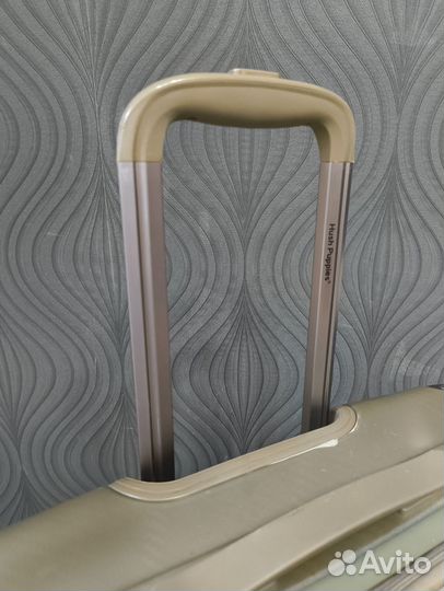 Чемодан Hush Puppies