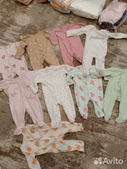 Вещи для девочки, пакетом.Возраст 1-4мес