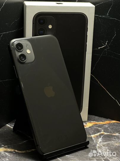 iPhone 11, 64 ГБ
