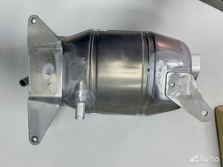 Бачек масляный снегохода Ямаха 8HV2175100