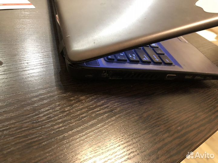 Игровой ноутбук Lenovo z570