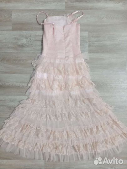 Нарядное платье для девочки