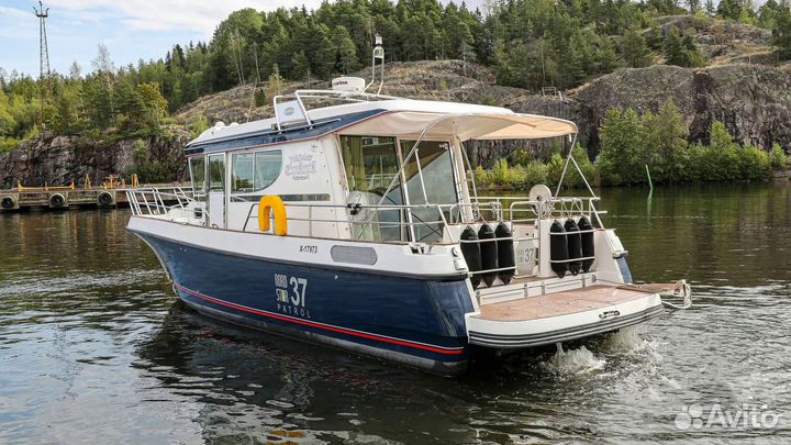 Моторная яхта Nord Star 37/40 в наличии