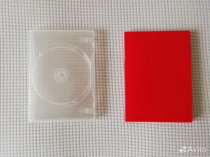 Две коробки для dvd дисков