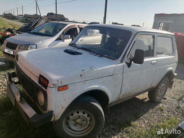 ВАЗ 2121 (4x4) Фора 1.7 МТ, 2003, 330 000 км
