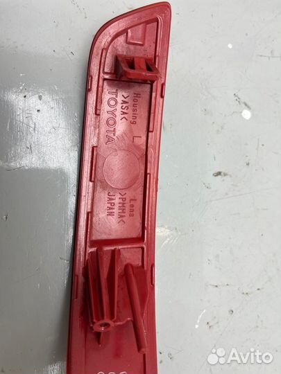 Катафот бампера задний левый Toyota Corolla E180