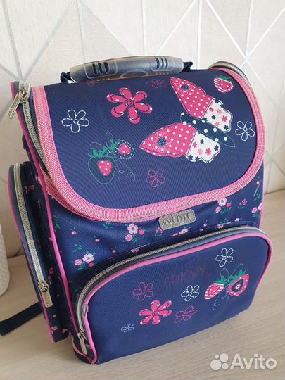 Портфель школьный