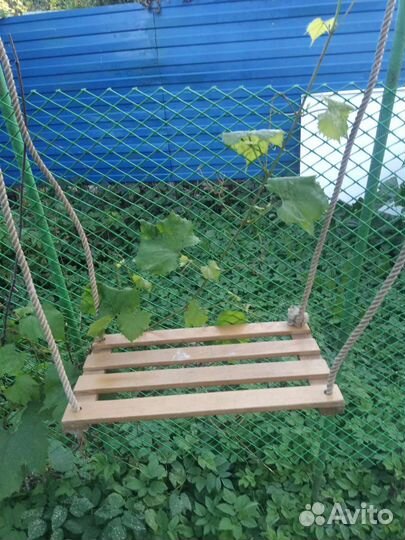 Качели деревянные подвесные