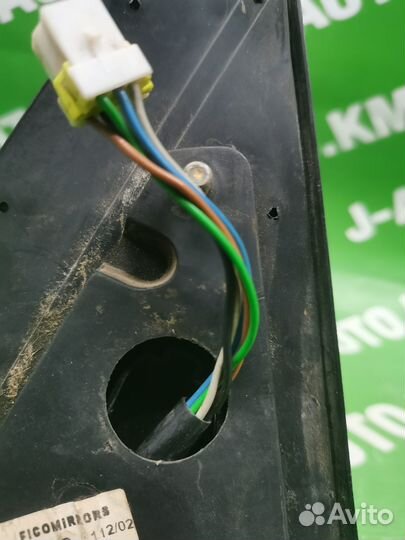 Зеркало заднего вида боковое
