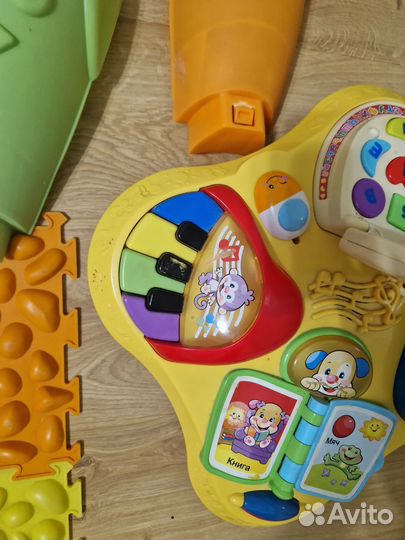 Развивающий столик fisher price
