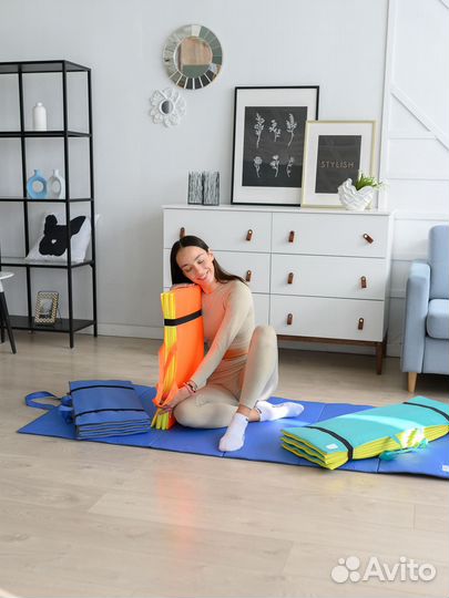 Спортивный коврик непромокаемый лесной с лямками