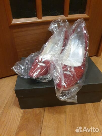 Туфли красные 37 размер