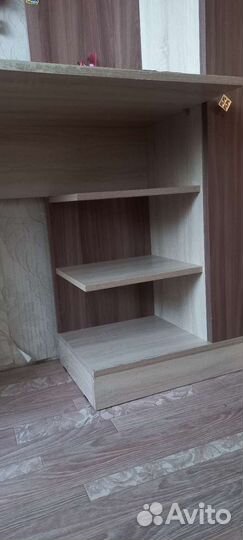 Письменный стол