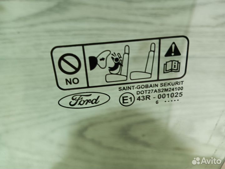 Стекло передней левой двери Ford S-max 1