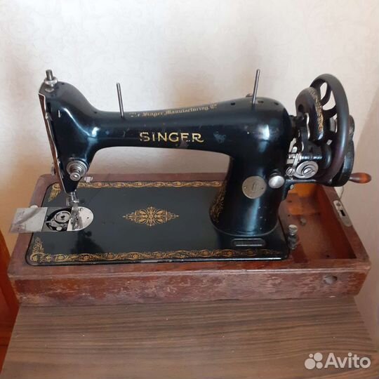 Швейная машина Singer