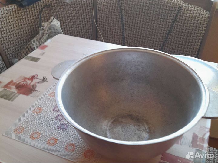 Казан чугунный бу