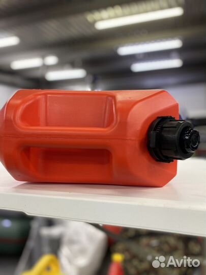 Канистра топливная SeaFlo 10л