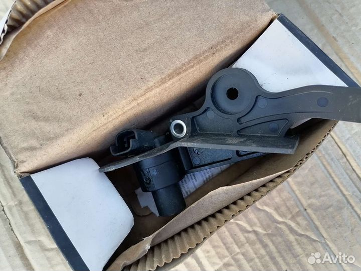 Датчик коленвала