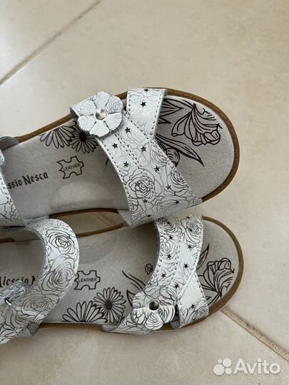 Босоножки для девочки