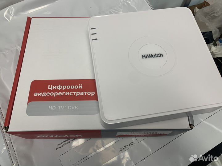 Гибридный видеорегистратор DVR-104P-G(B)