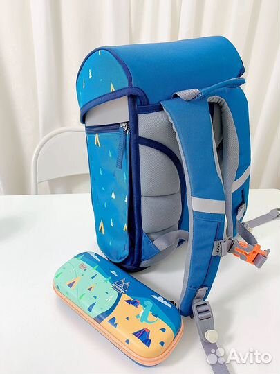 Портфель ортопедический. Школьный рюкзак