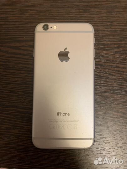 Телефон iPhone 6