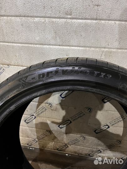 Tracmax X-Privilo TX3 255/35 R19