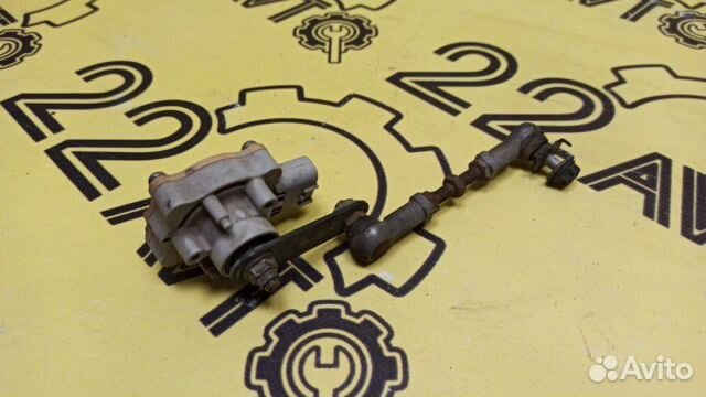 Датчик положения кузова задний левый Toyota