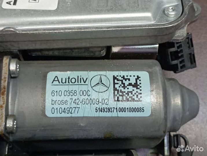 Передний правый ремень безопасности Mercedes W212