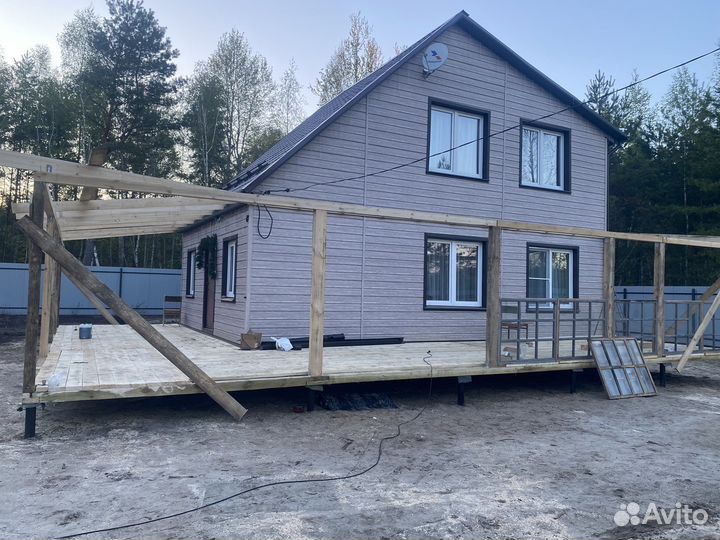 Бригада строителей